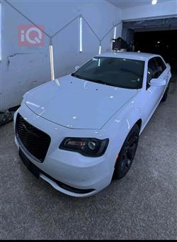 کرایسلەر 300